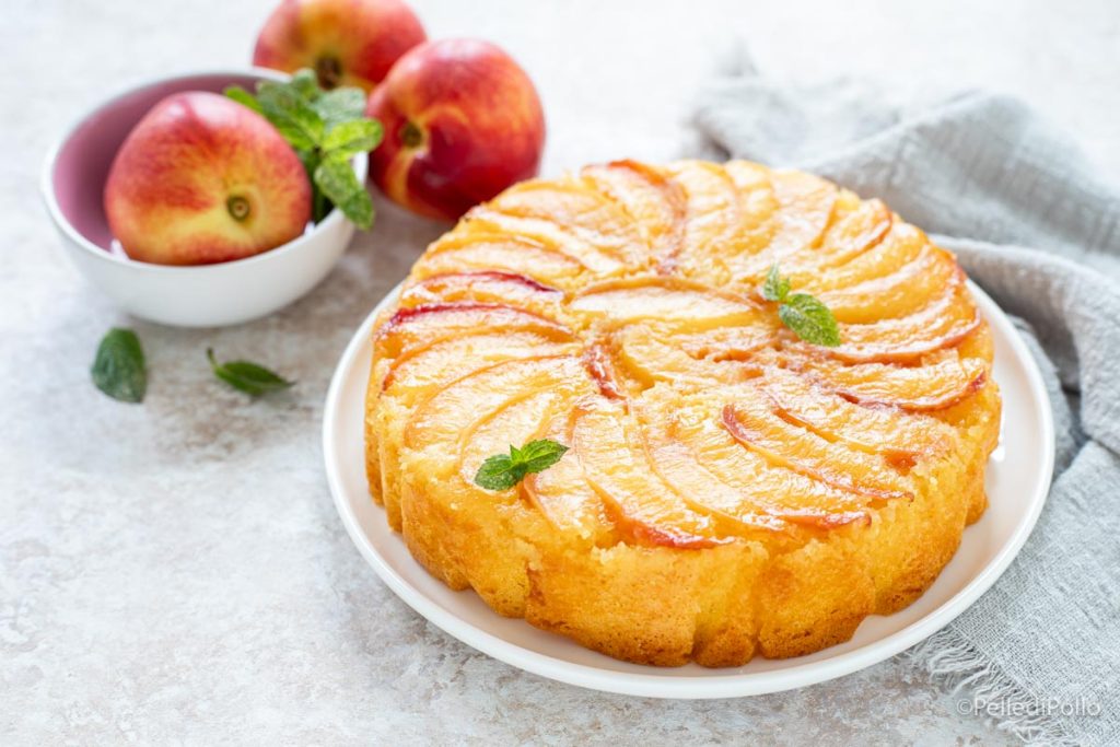 gâteau renversé aux pêches