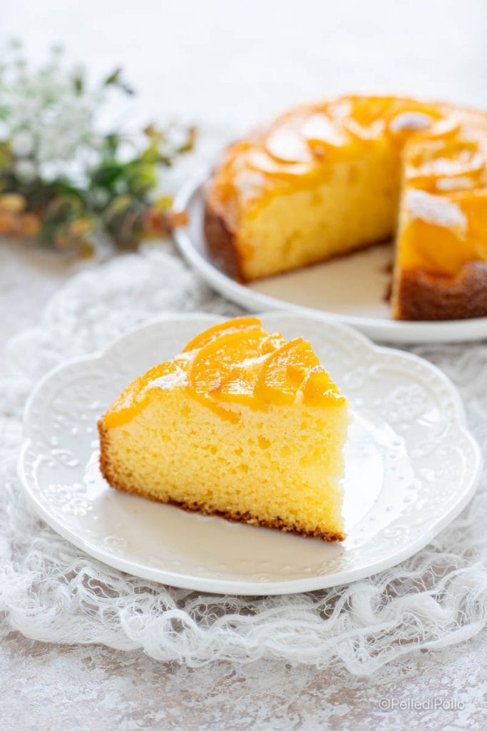 gâteau aux pêches au sirop