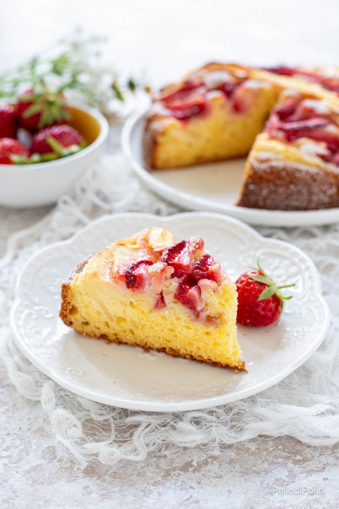 gâteau aux fraises et pommes
