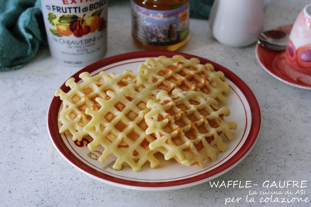 Waffle-gaufre pour le petit déjeuner