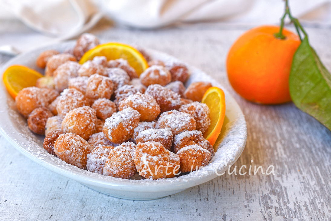 Gnocchetti sucrés à l’orange frits de Carnaval
