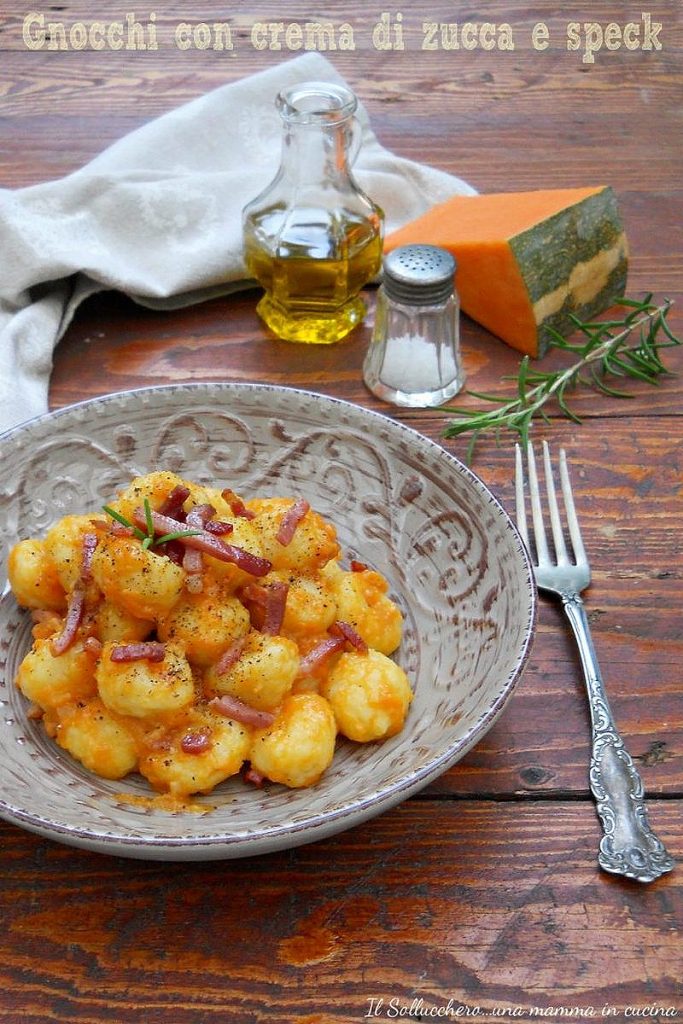 gnocchis avec crème de potiron speck et gorgonzola vert