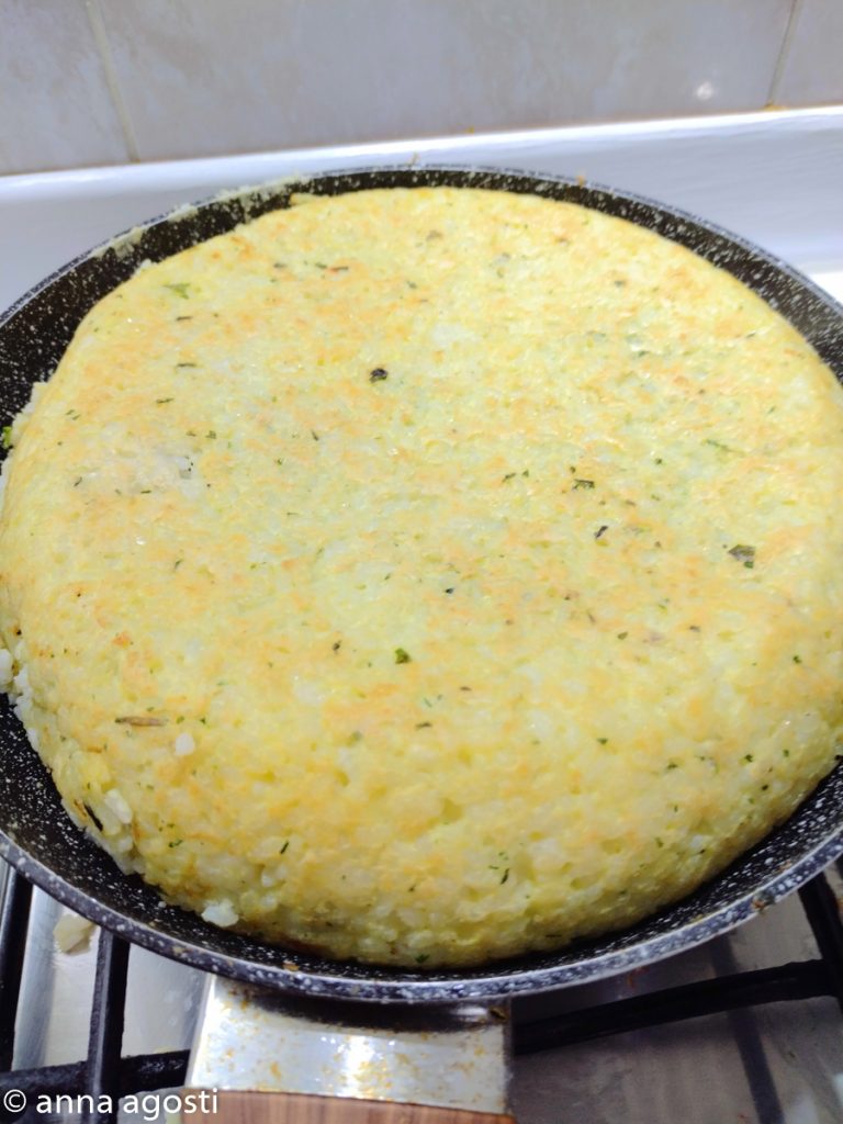 Gratin de riz farci rôti à la poêle