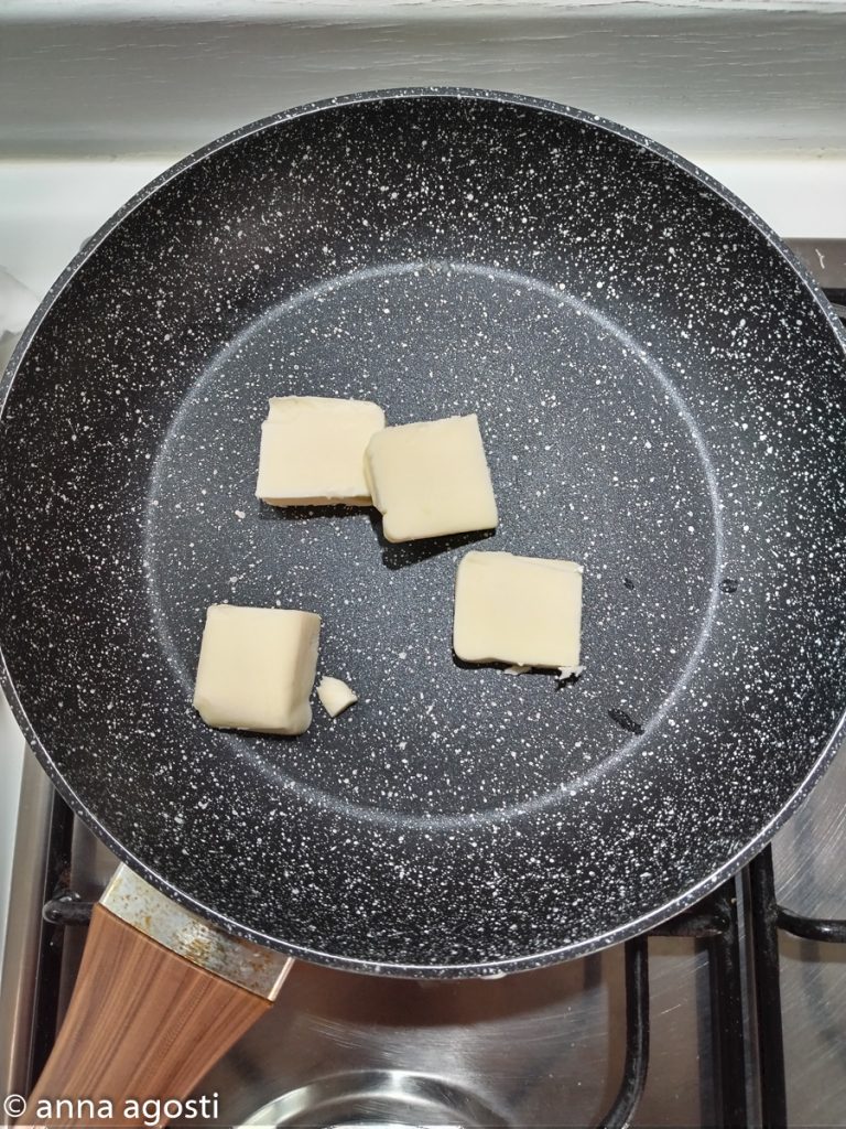 Gratin de riz farci rôti à la poêle