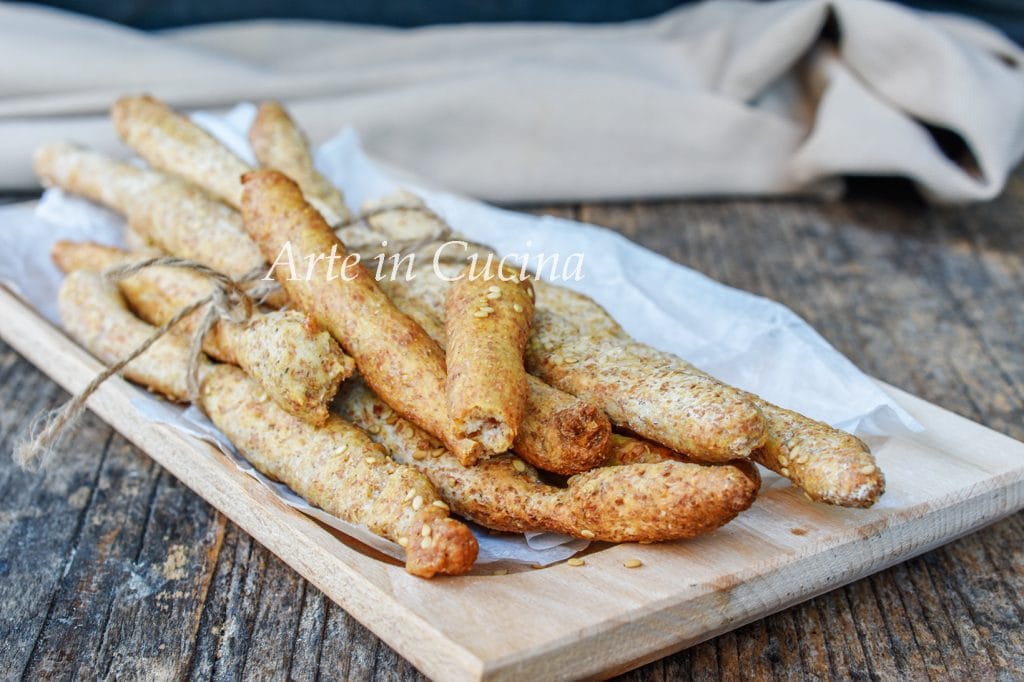 Gressins complets à l'huile recette facile