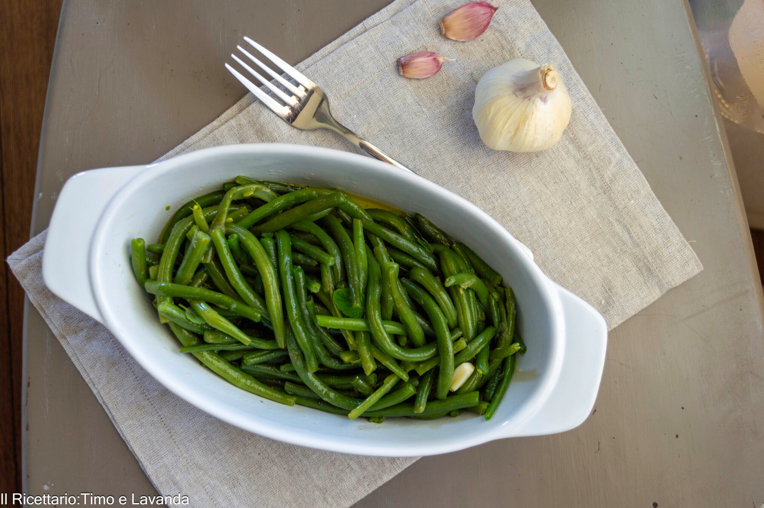 Haricots verts à la menthe et à l’ail