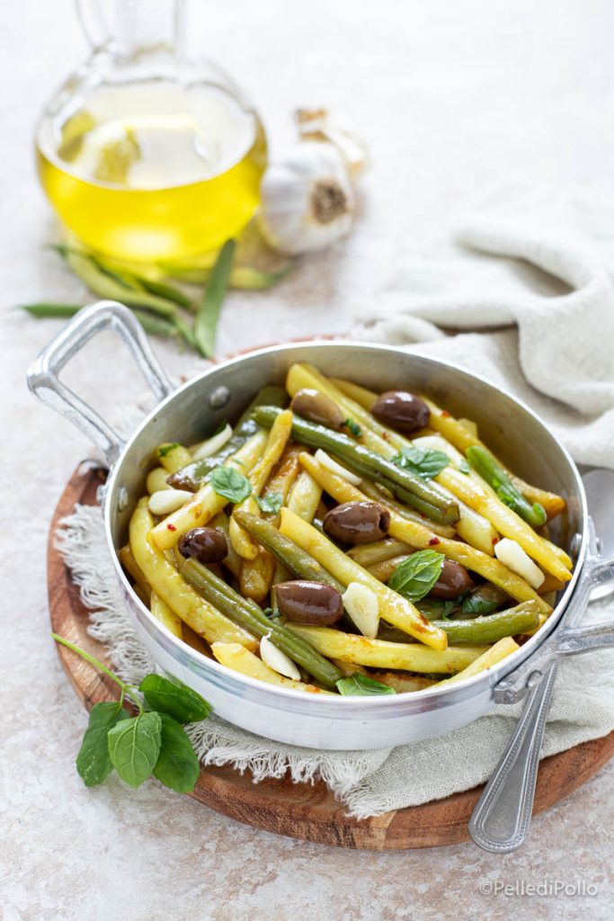 haricots verts à la poêle avec ail et menthe