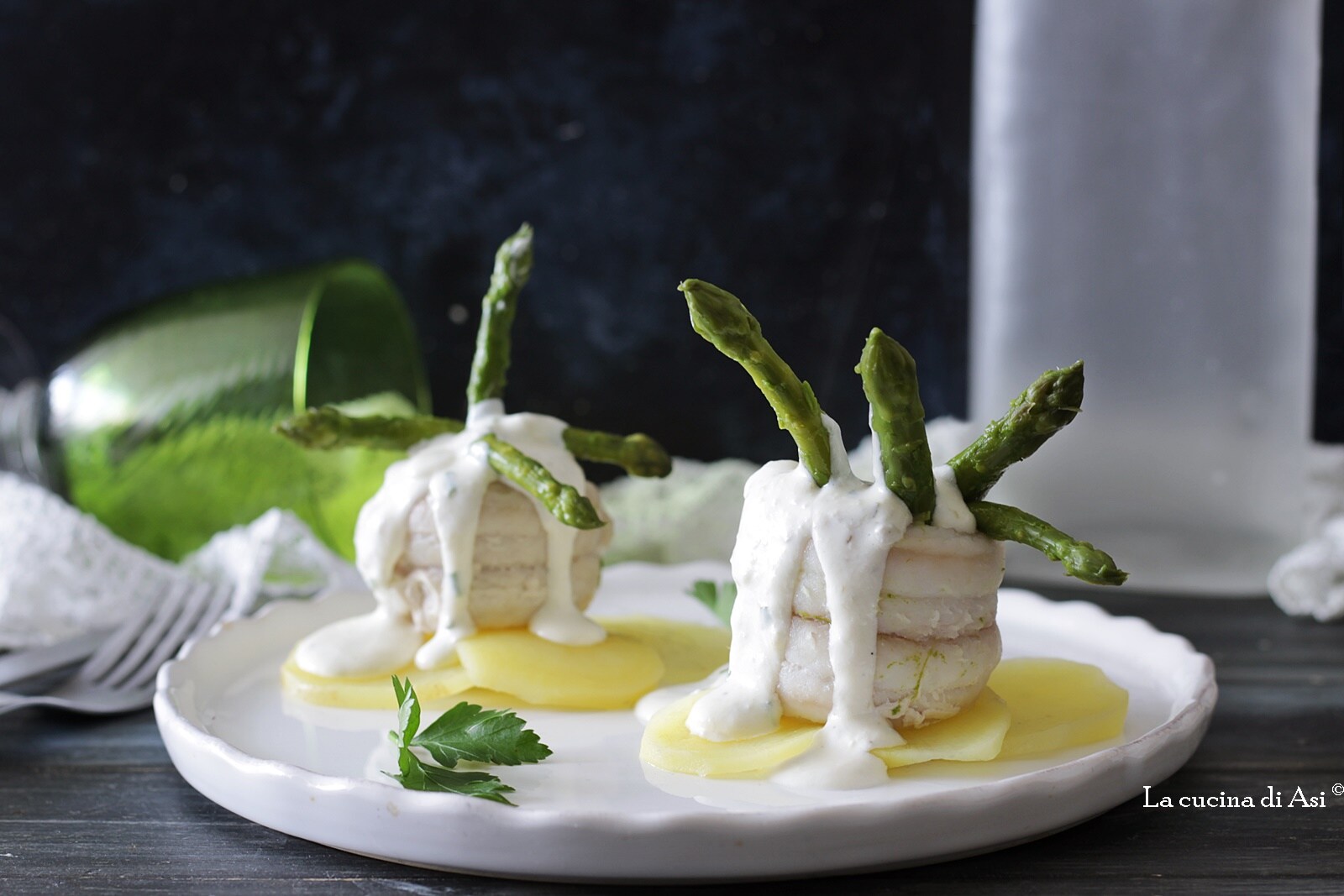 Turbans de sole avec asperges et sauce