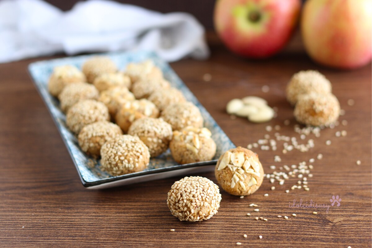 Biscuits aux pommes et aux amandes
