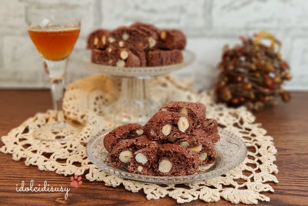 idolcidisusy fruits à coque oleagineux cantucci au cacao et noisettes