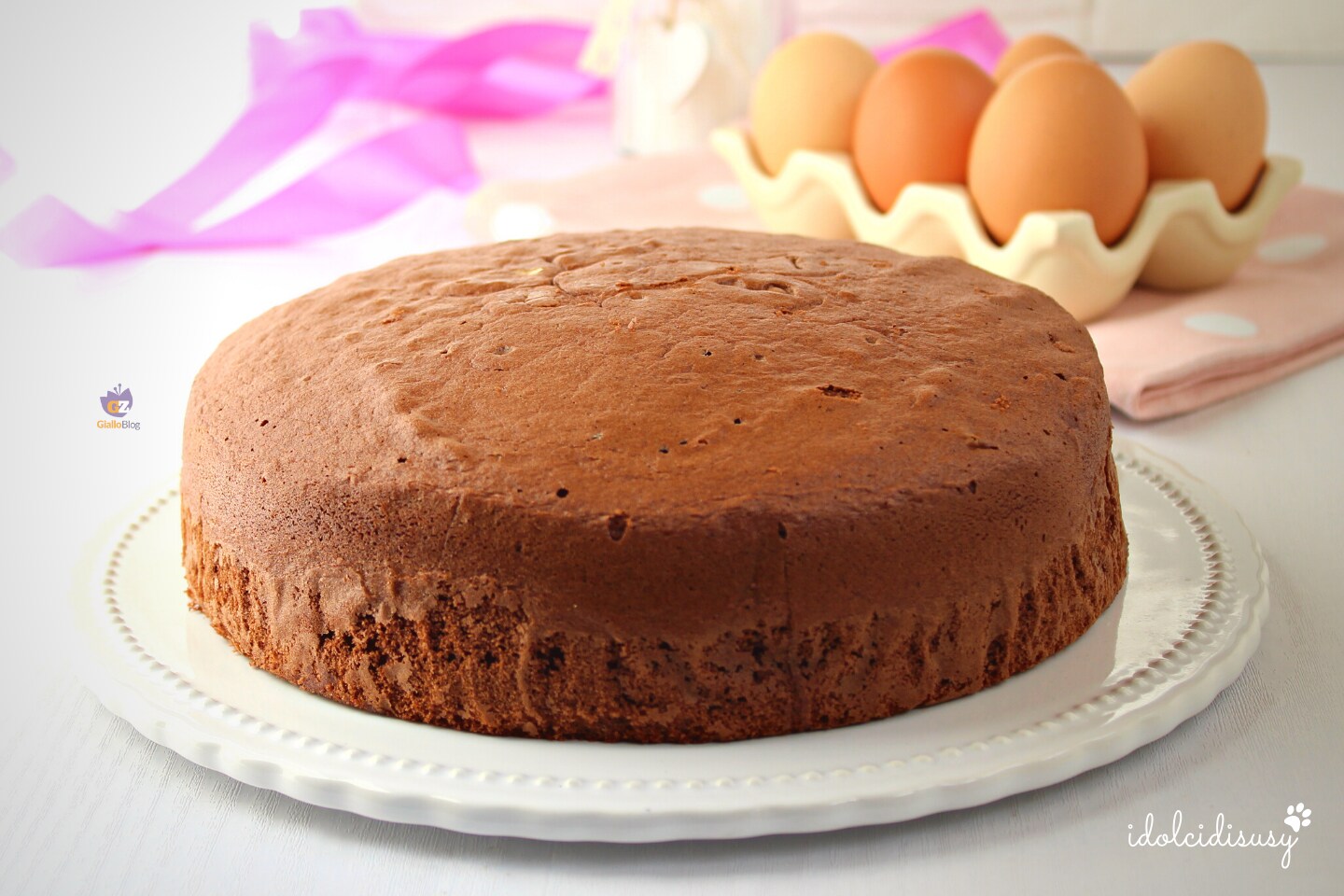 Gâteau éponge au cacao moelleux
