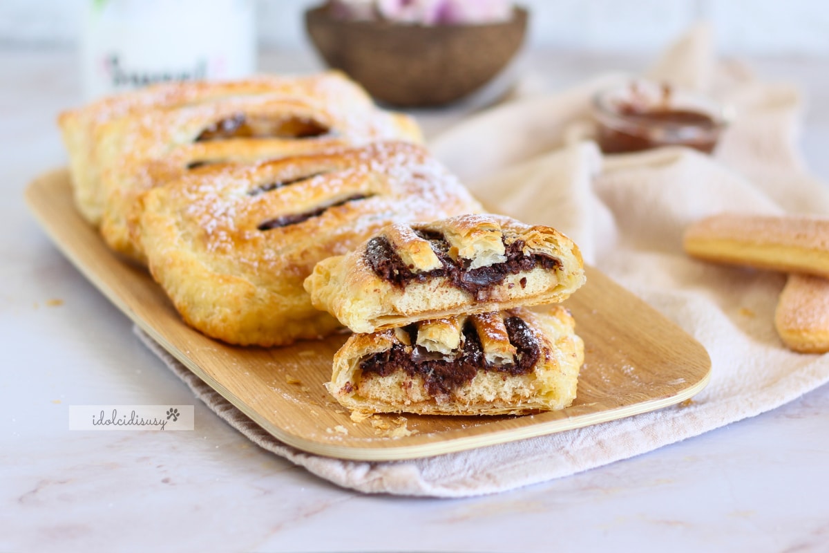 Pochettes de pâte feuilletée et biscuits à la cuillère