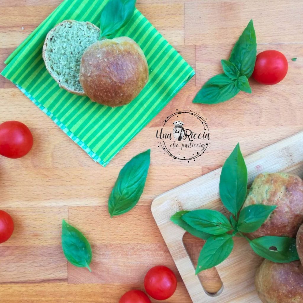 insta-petits-pains-au-basilic