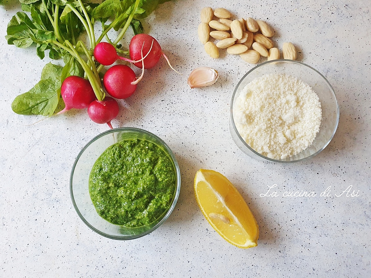 Pesto rapide avec des feuilles de radis