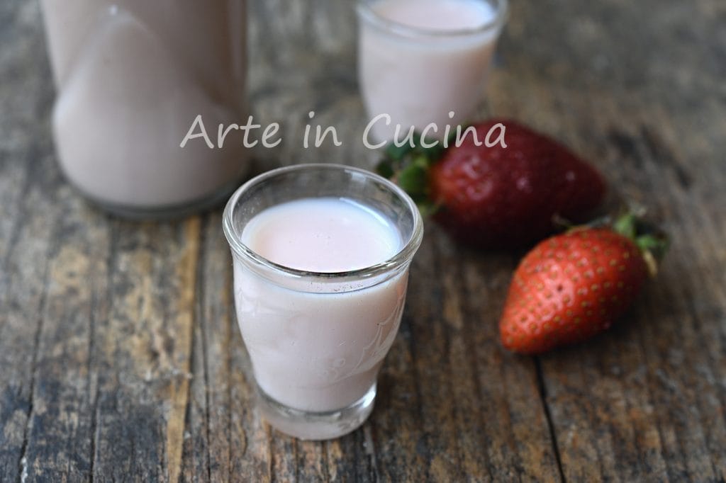 Liqueur de fraises crémeuse