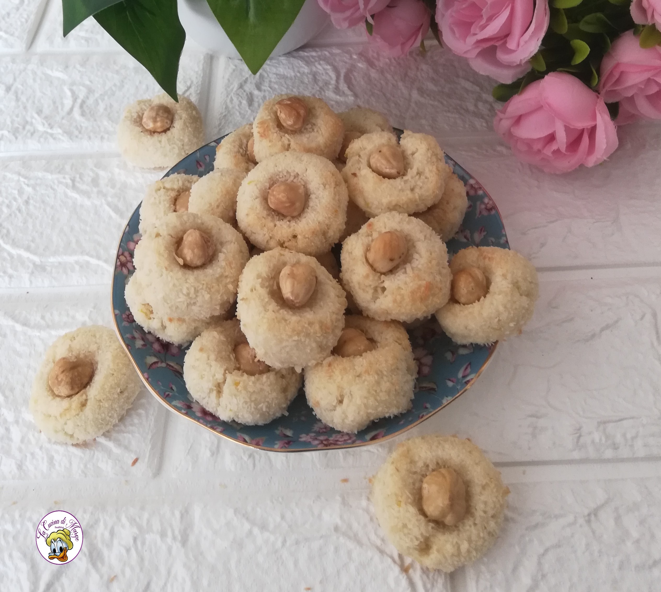 PETITS GÂTEAUX À LA NOIX DE COCO
