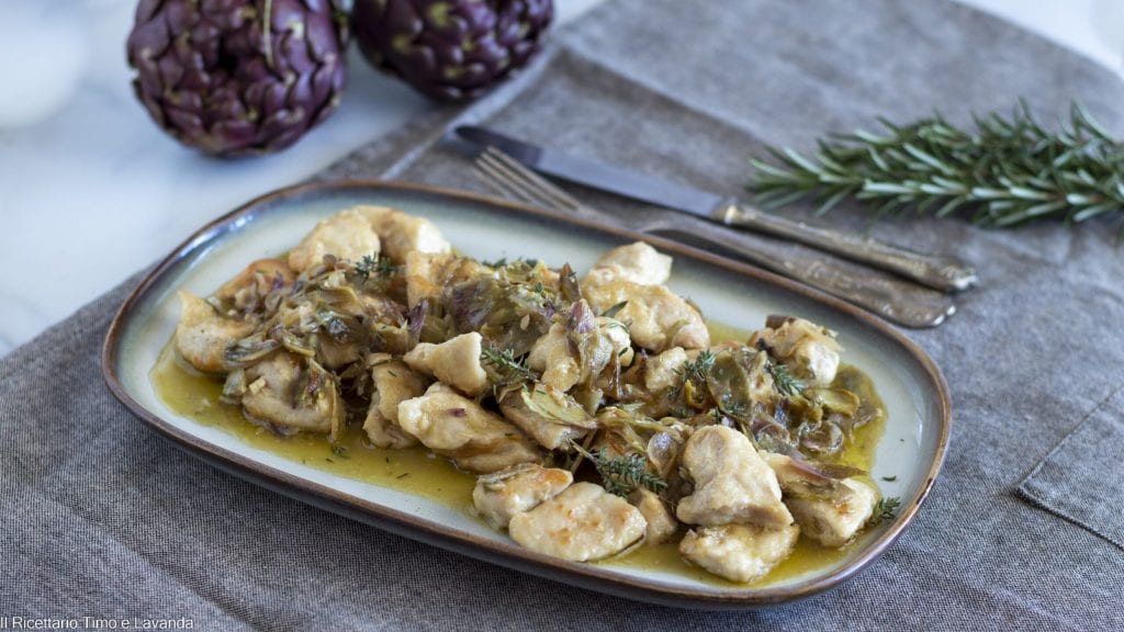 morceaux de poulet aux artichauts