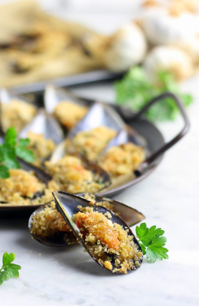 Moules gratinées et cuites au four