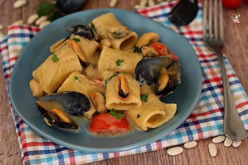 Pâtes crémeuses aux moules et aux cannellini
