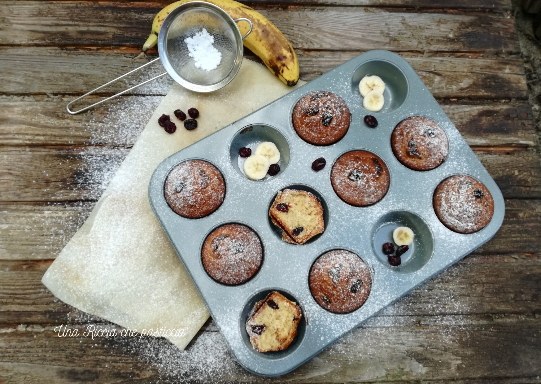 Muffins à la banane et aux myrtilles