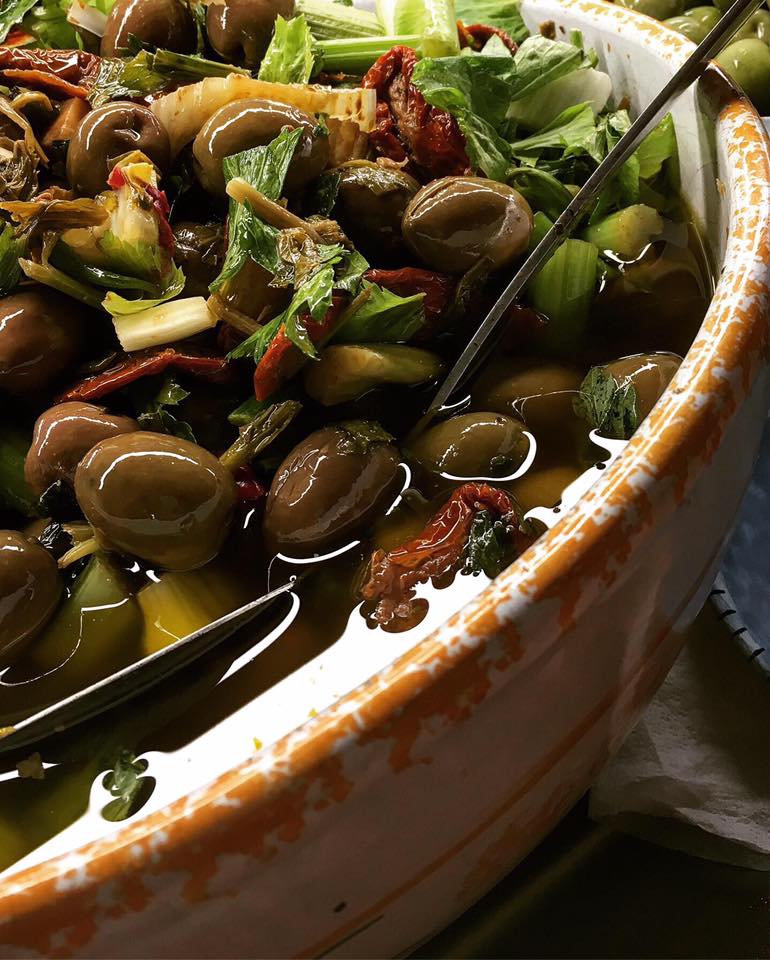 olives écrasées en vente sur l'île de Favignana Trapani