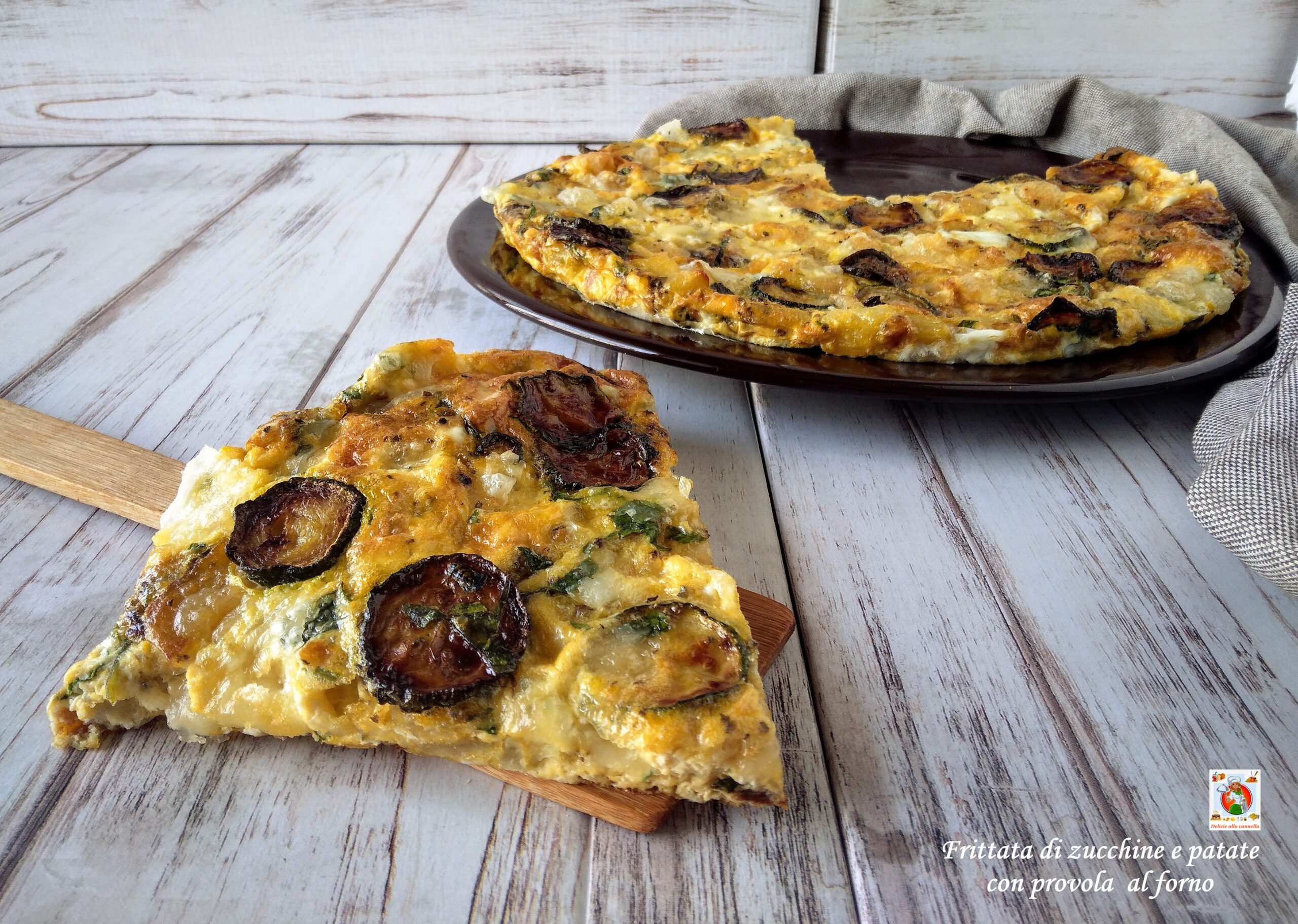 Omelette de courgettes et pommes de terre avec provola au four : polyvalente, filante et riche en saveur.