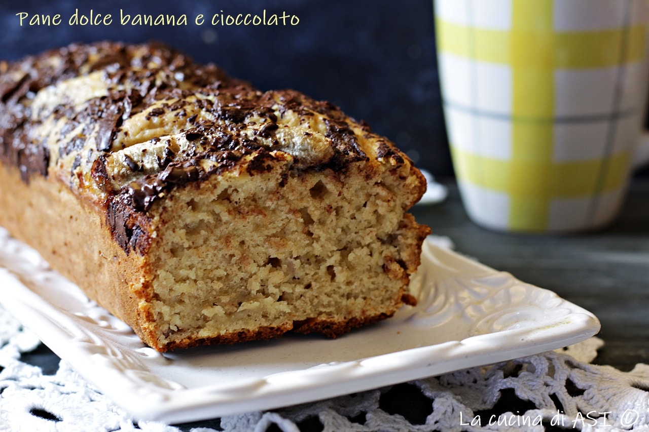 Pain sucré à la banane et chocolat