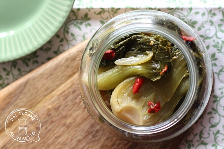 Pak choi en cuisson en bocal