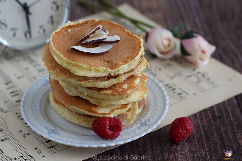Pancakes noix de coco et yaourt