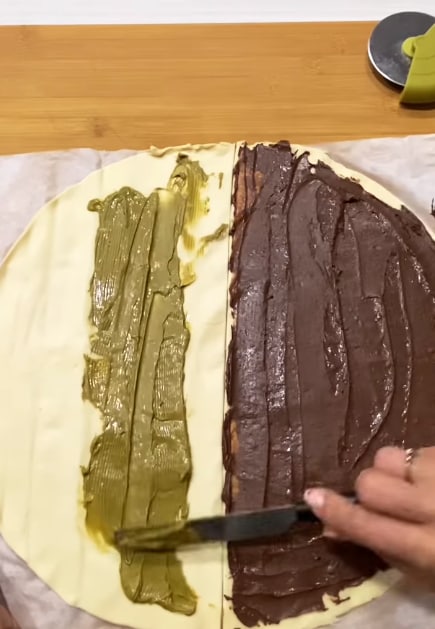 mini croissants en pâte feuilletée Nutella et pistache