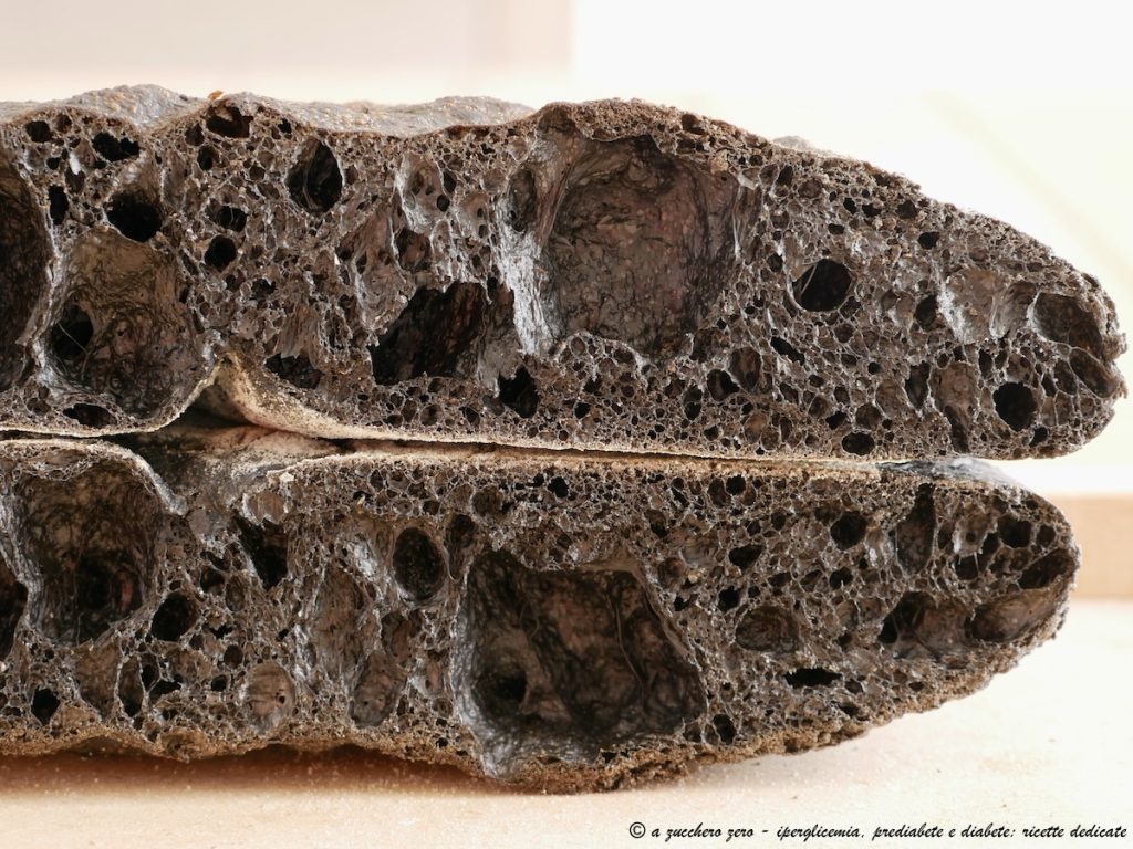 pâte à l'encre de seiche focaccia