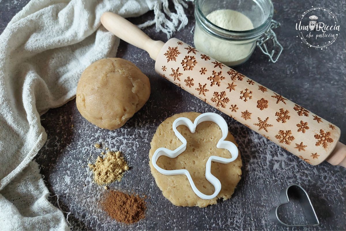 Pâte brisée épicée parfaite pour biscuits bonhommes