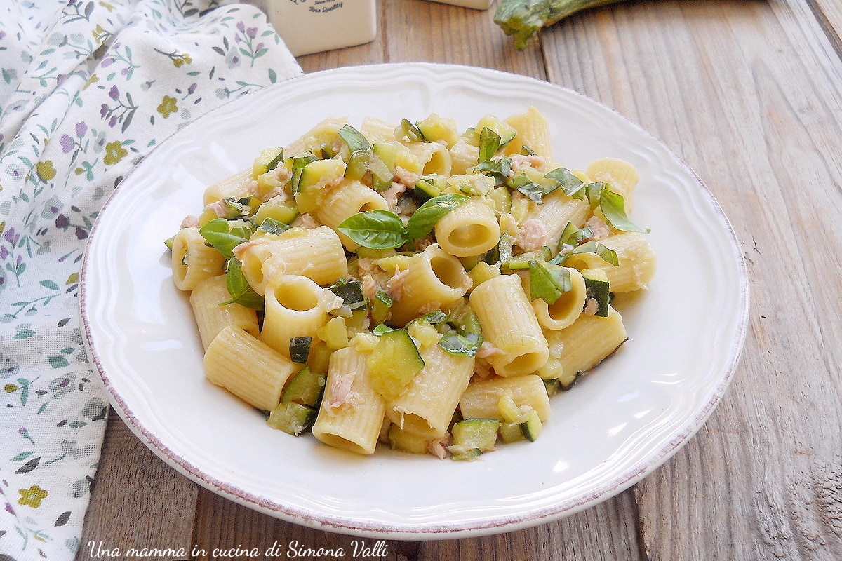 Pâtes aux courgettes et thon