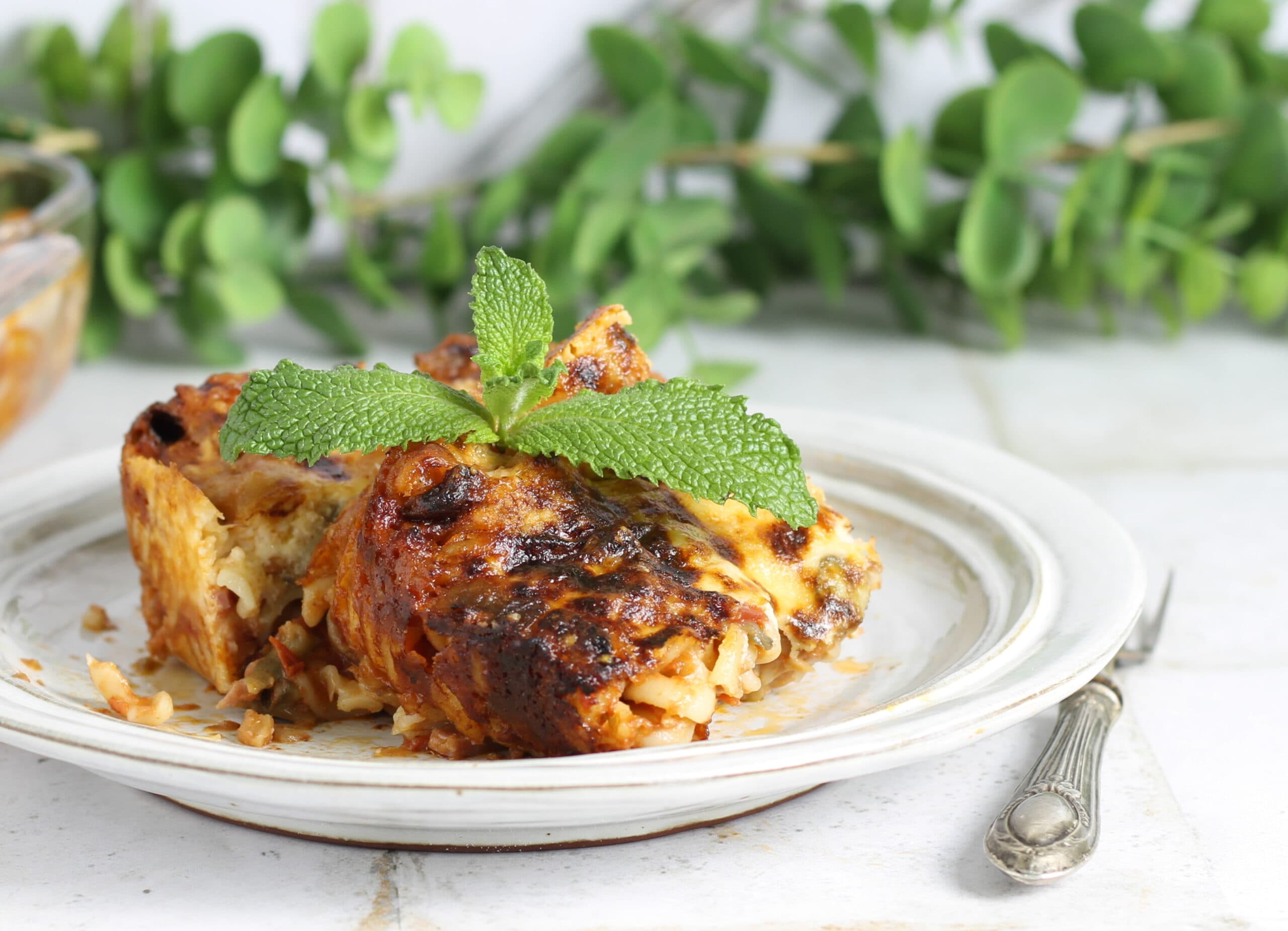 Fusilli au four avec aubergines et tomate
