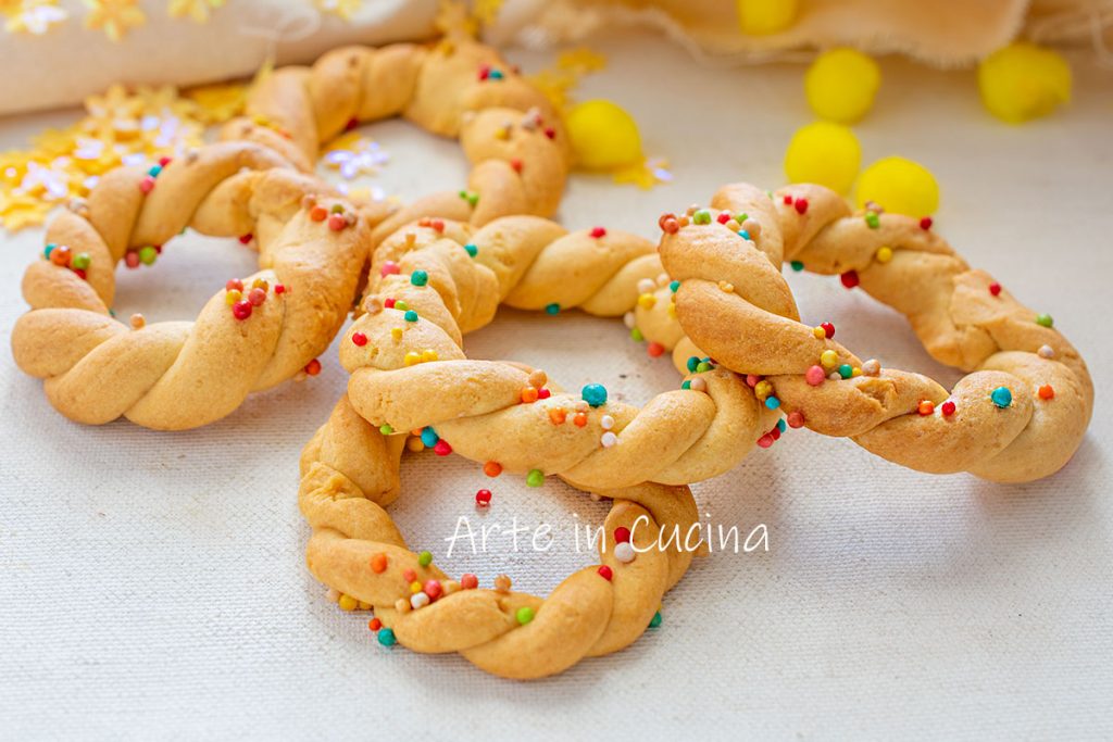 Petites couronnes de Pâques biscuits