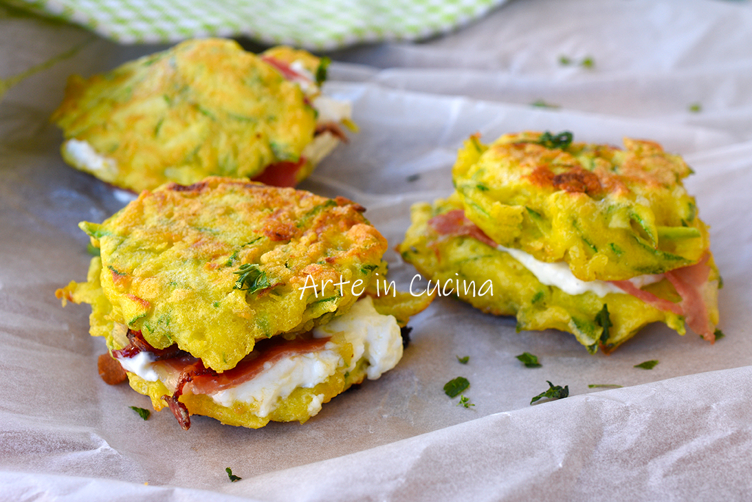 Galettes de courgettes et robiola à la poêle