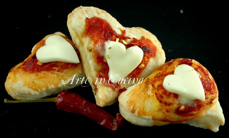 Petites pizzas à la tomate et piment entrée facile et rapide