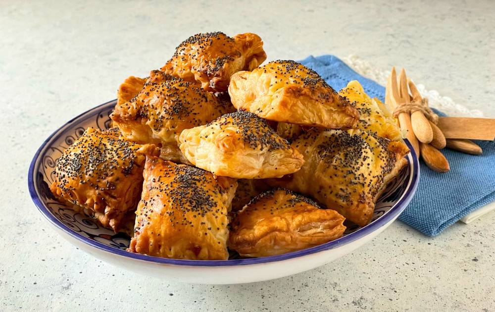 Petits feuilletés à la saucisse inspirés du Vietnam