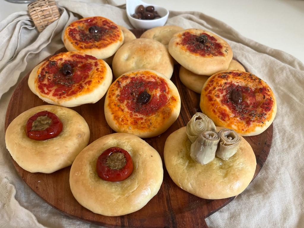 Petites focaccias et mini-pizzas