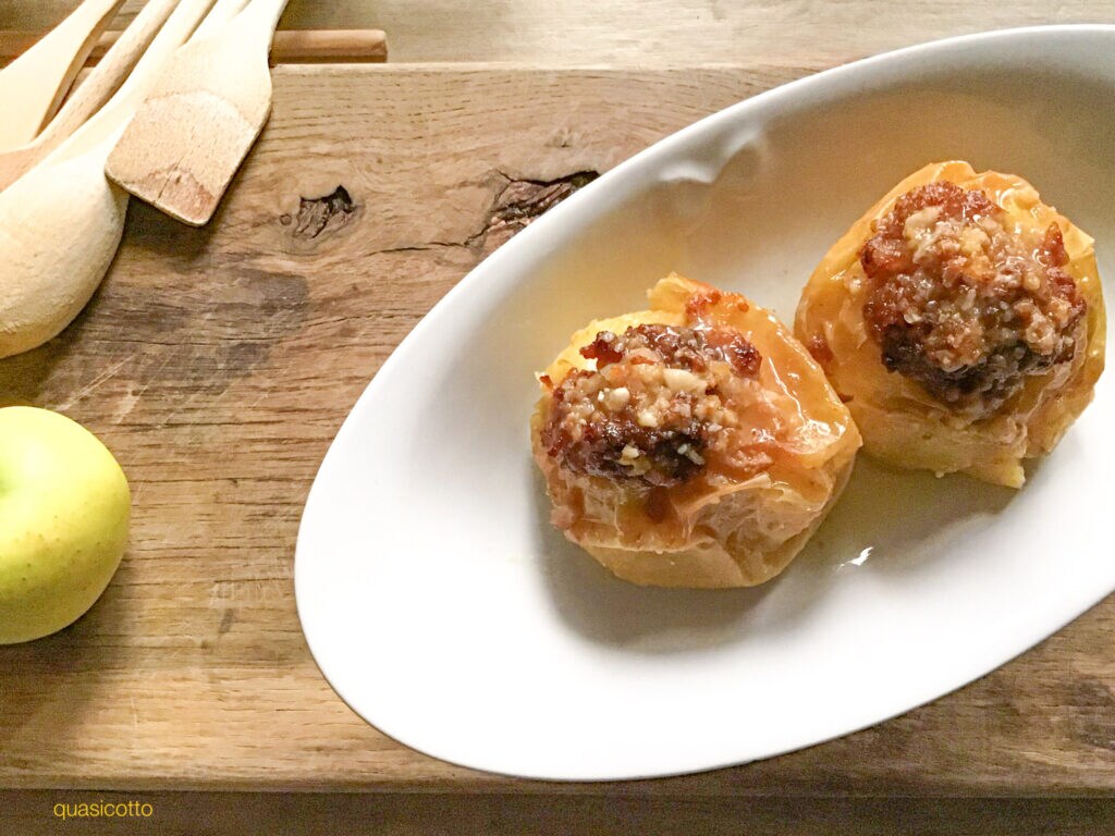Pommes sucrées farcies cuites à la friteuse à air