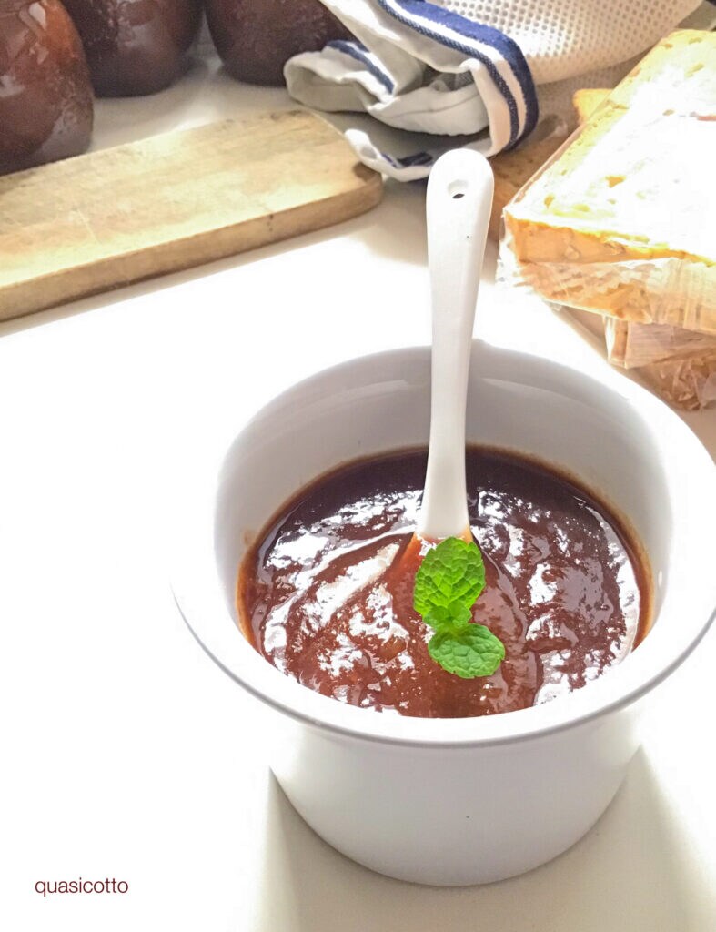 Confiture de pêches et amaretti avec le Thermomix