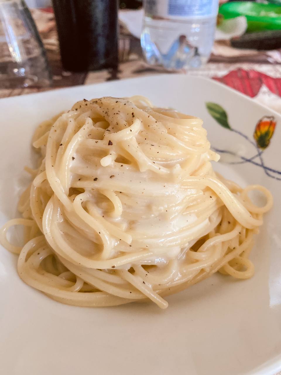 Spaghetti Cacio e Pepe faciles