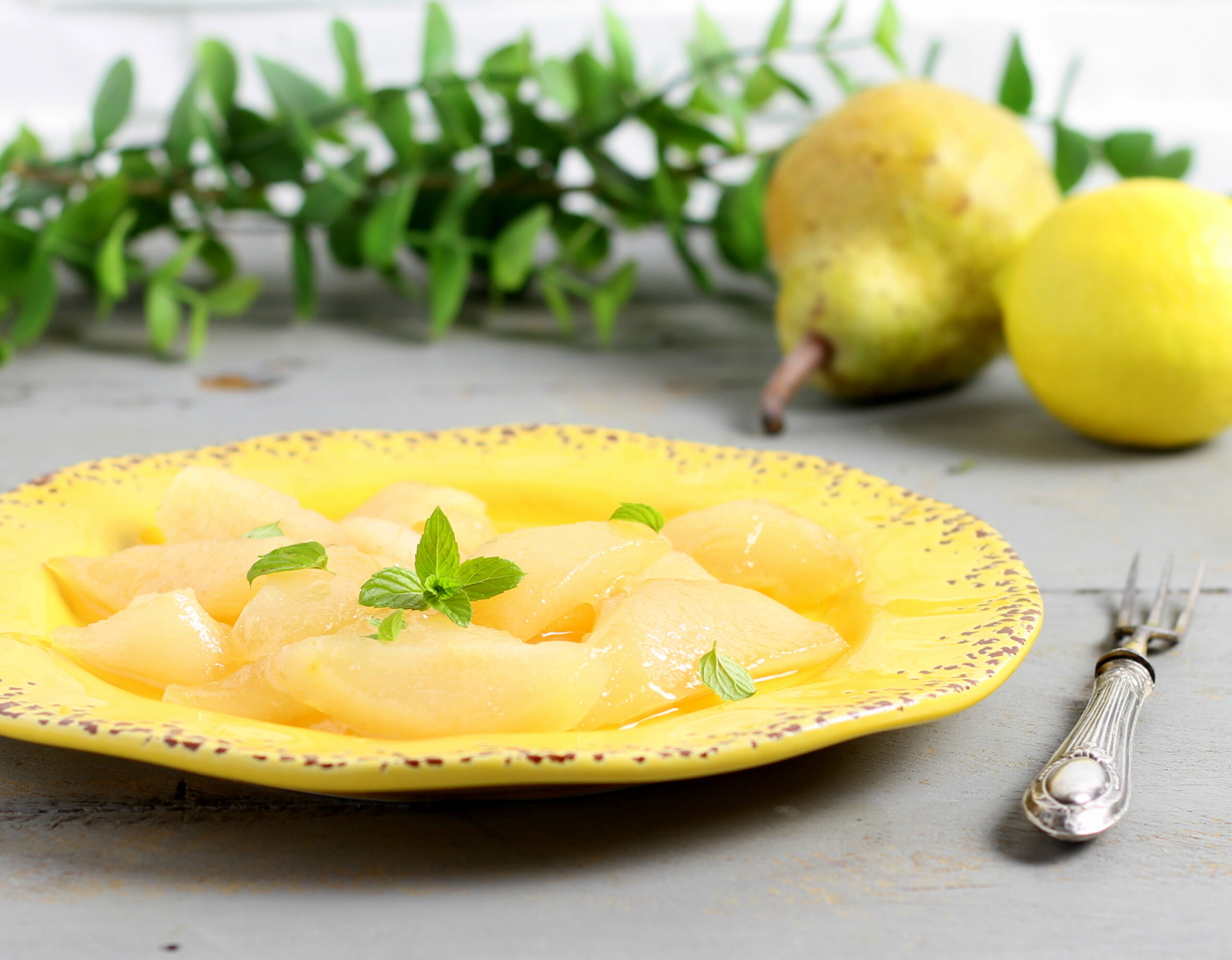 Poires caramélisées au parfum de citron