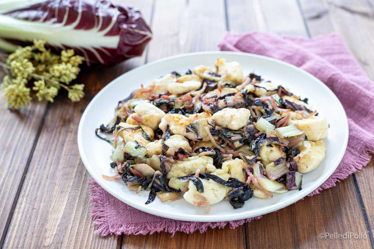 Poitrine de poulet au radicchio et speck
