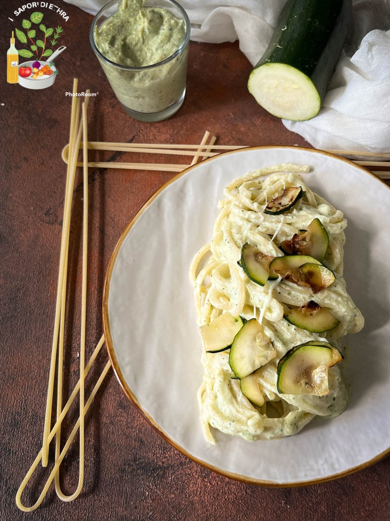 Plat principal fondant avec crème de ricotta et courgette