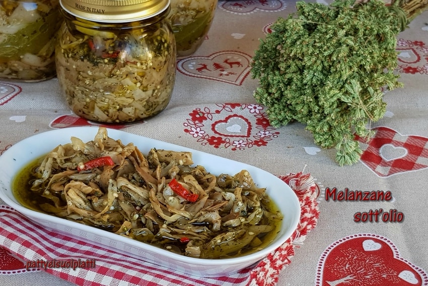 aubergines à l'huile traditionnelles