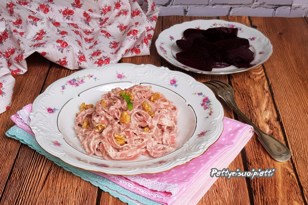 tagliatelles à la betterave rouge