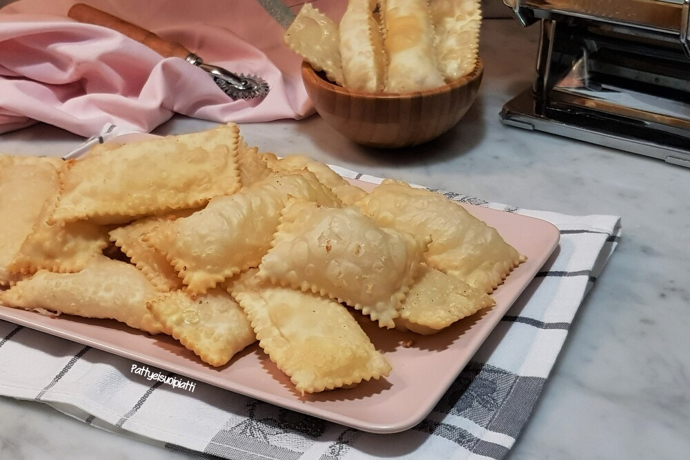 petites focaccias au fromage de sori