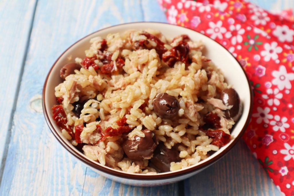 riz avec thon tomates séchées et olives