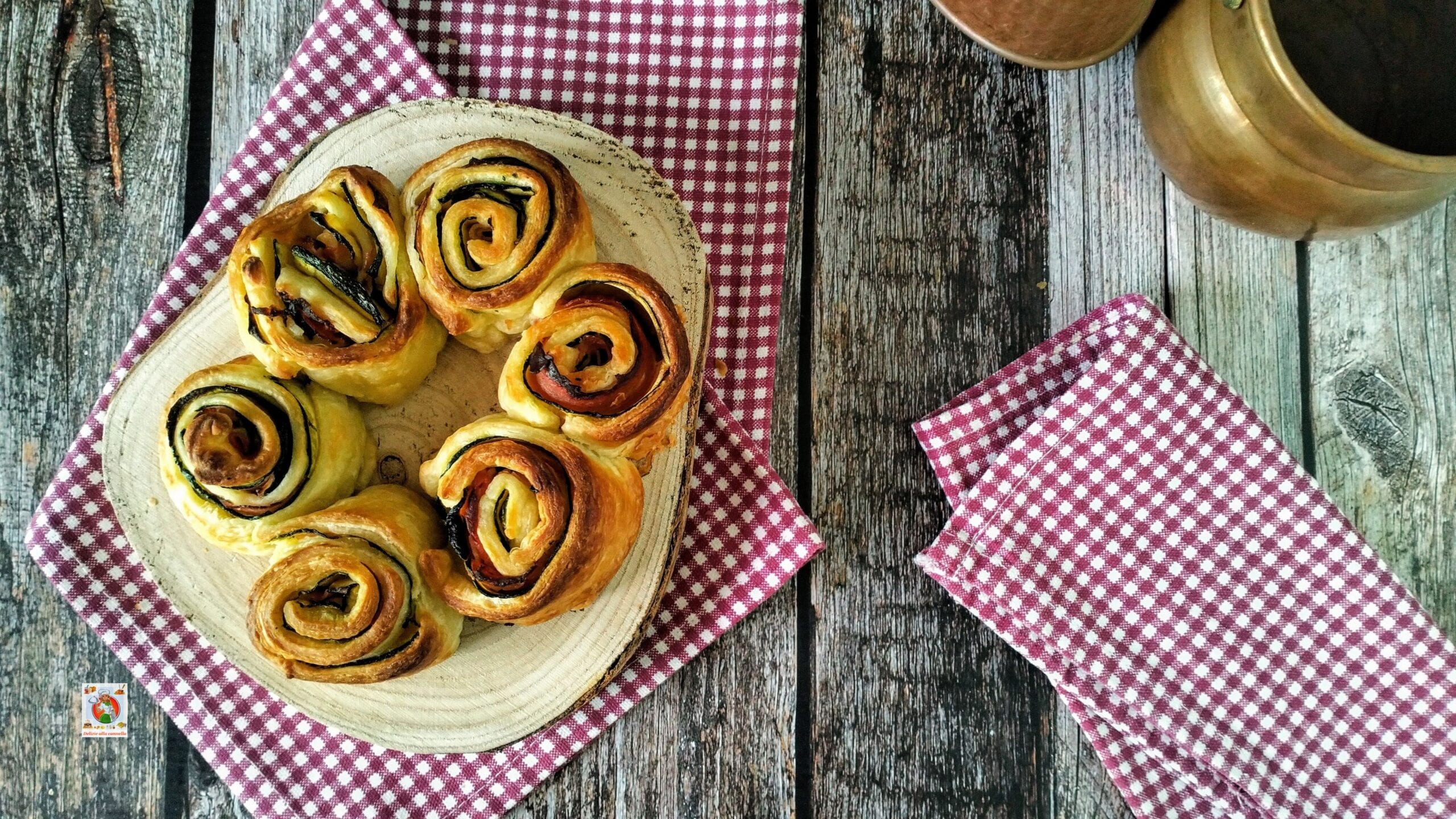 Roses de pâte feuilletée aux courgettes et jambon : l’entrée délicieuse et raffinée pour toutes les occasions